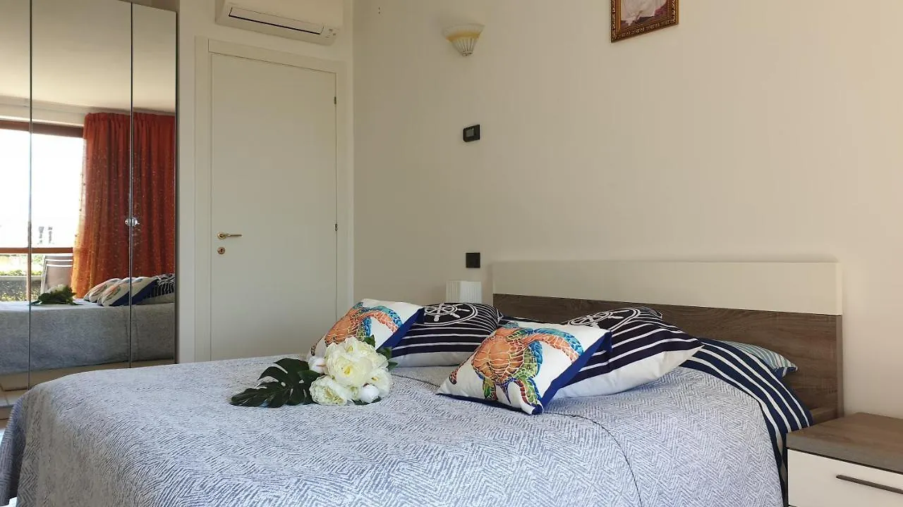La Tortuga Apartment Torri Del Benaco