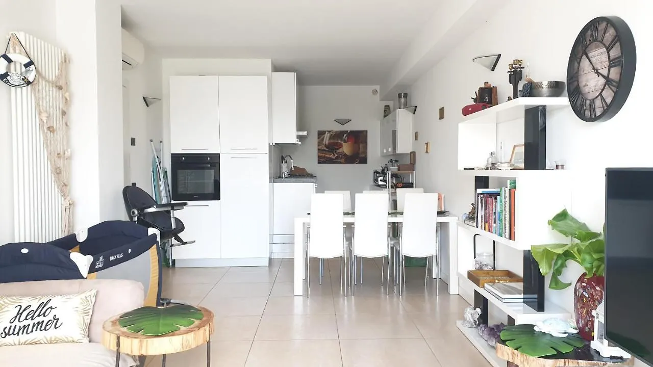La Tortuga Apartment Torri Del Benaco Italy