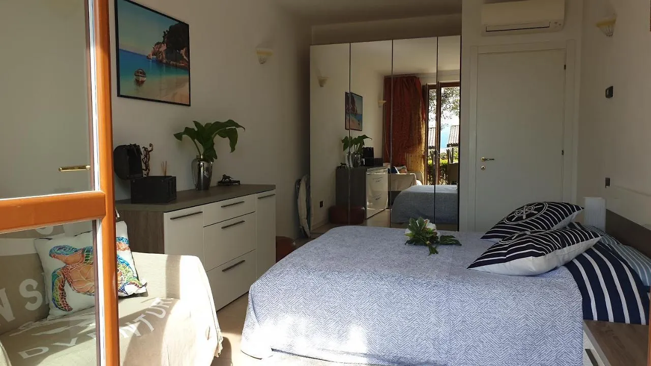 La Tortuga Apartment Torri Del Benaco