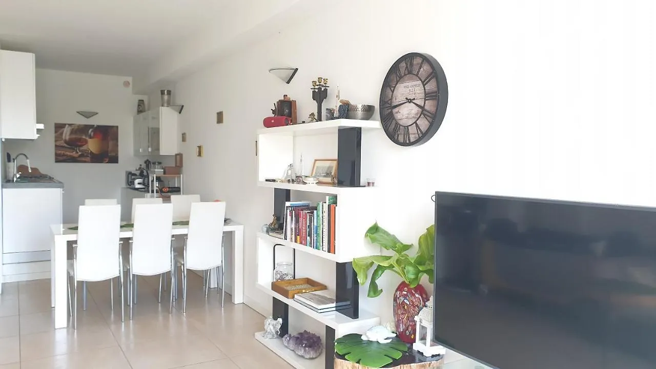 La Tortuga Apartment Torri Del Benaco Italy