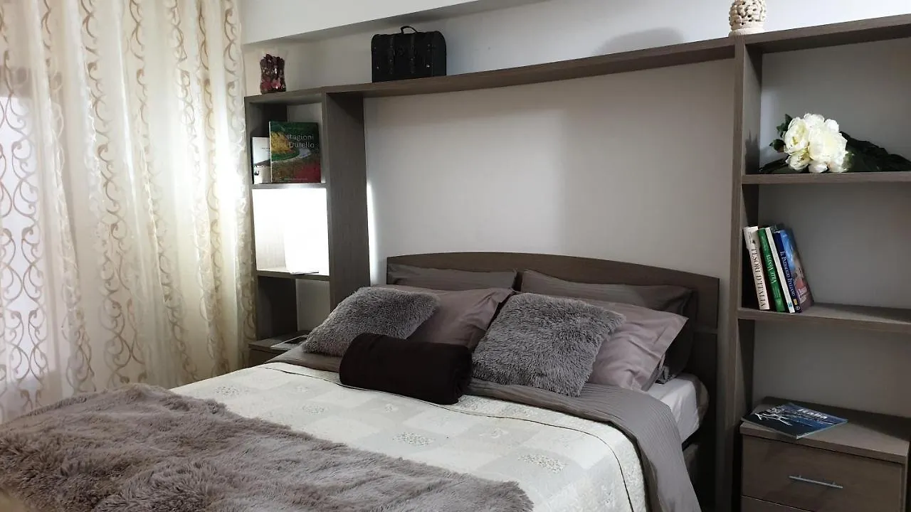 La Tortuga Apartment Torri Del Benaco Italy